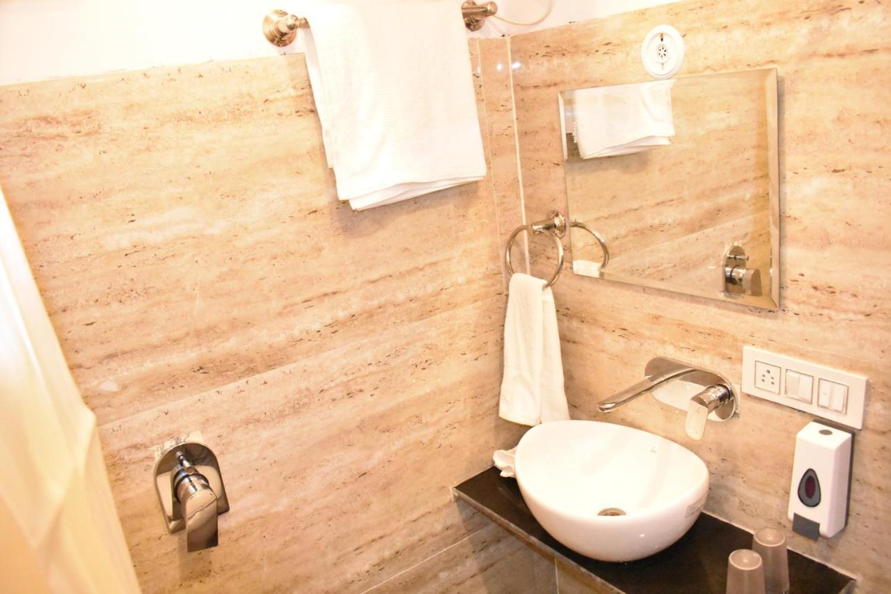Hotel Shagun Residency マトゥラー エクステリア 写真